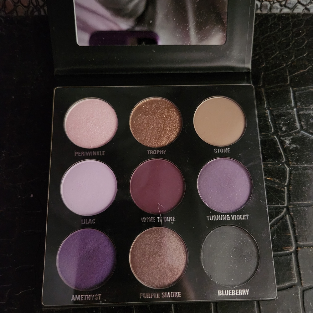 Kylie Jenner Purple Eyeshadow Palette - Picture 5 of 7